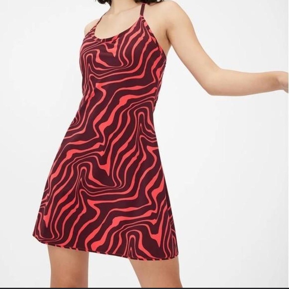 Outdoor Voices Poppy Swirl Athletic Dress - Picture 1 of 16